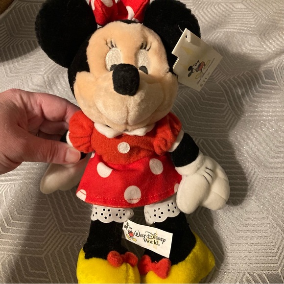 Walt Disney Mickey and Minnie - Picture 3 of 7